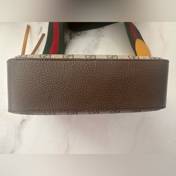 Gucci Neo Vintage Messenger Bag - Authentic - Picture 7 of 10